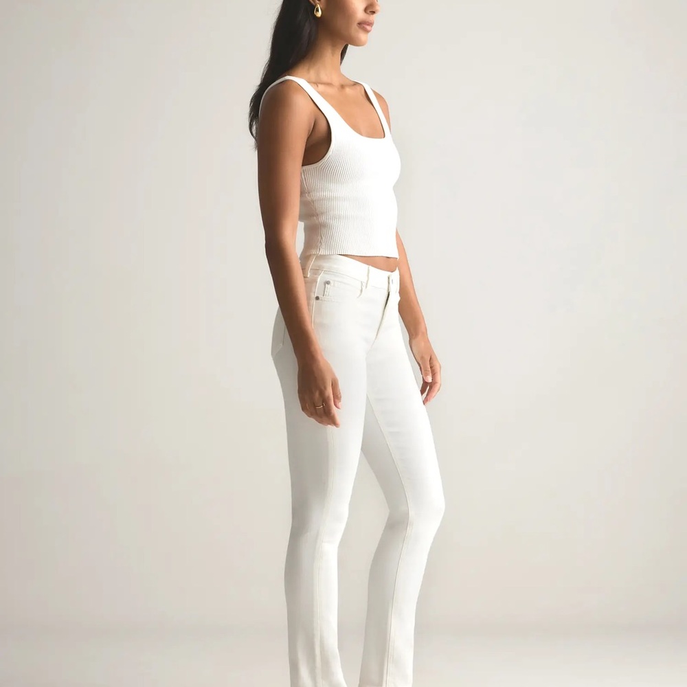 Quince Luna Stretch Slim Straight Jeans in White Size 29